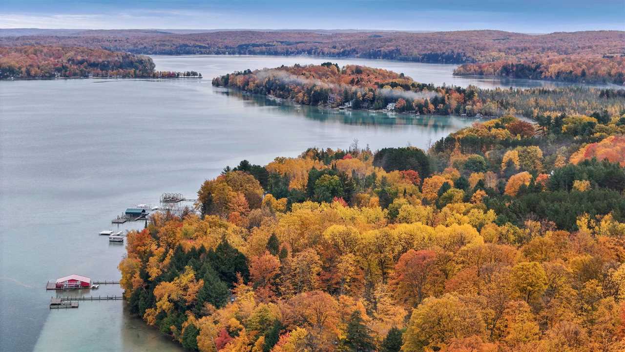 7100 Meadowoods Lane