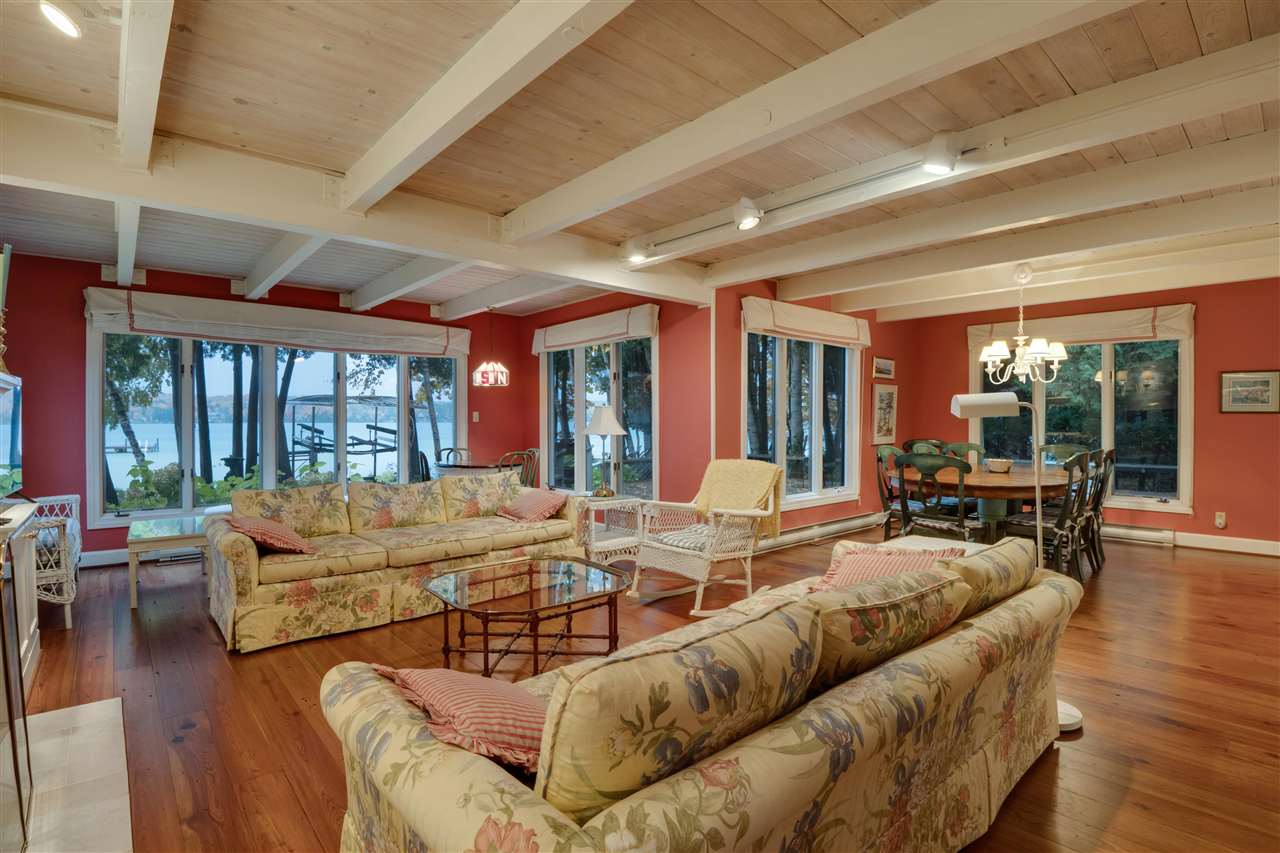 7100 Meadowoods Lane