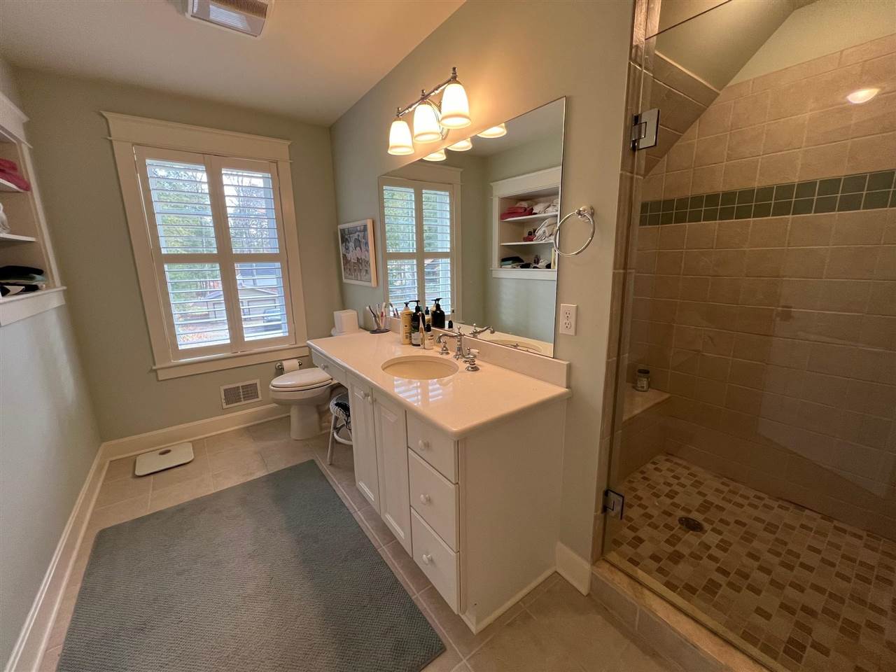 1807 North Shore Drive