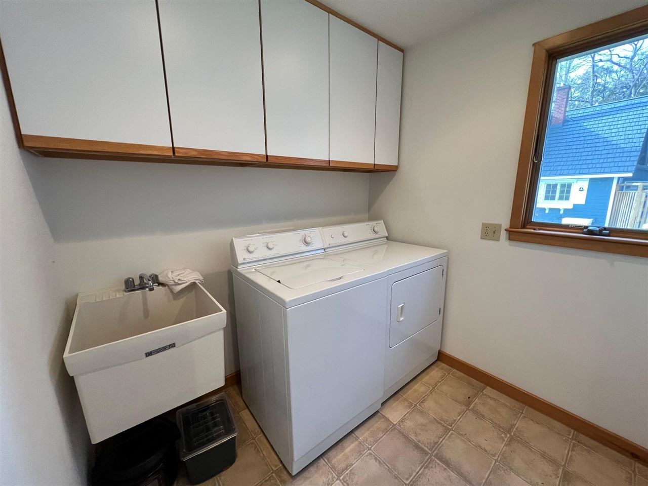 1807 North Shore Drive