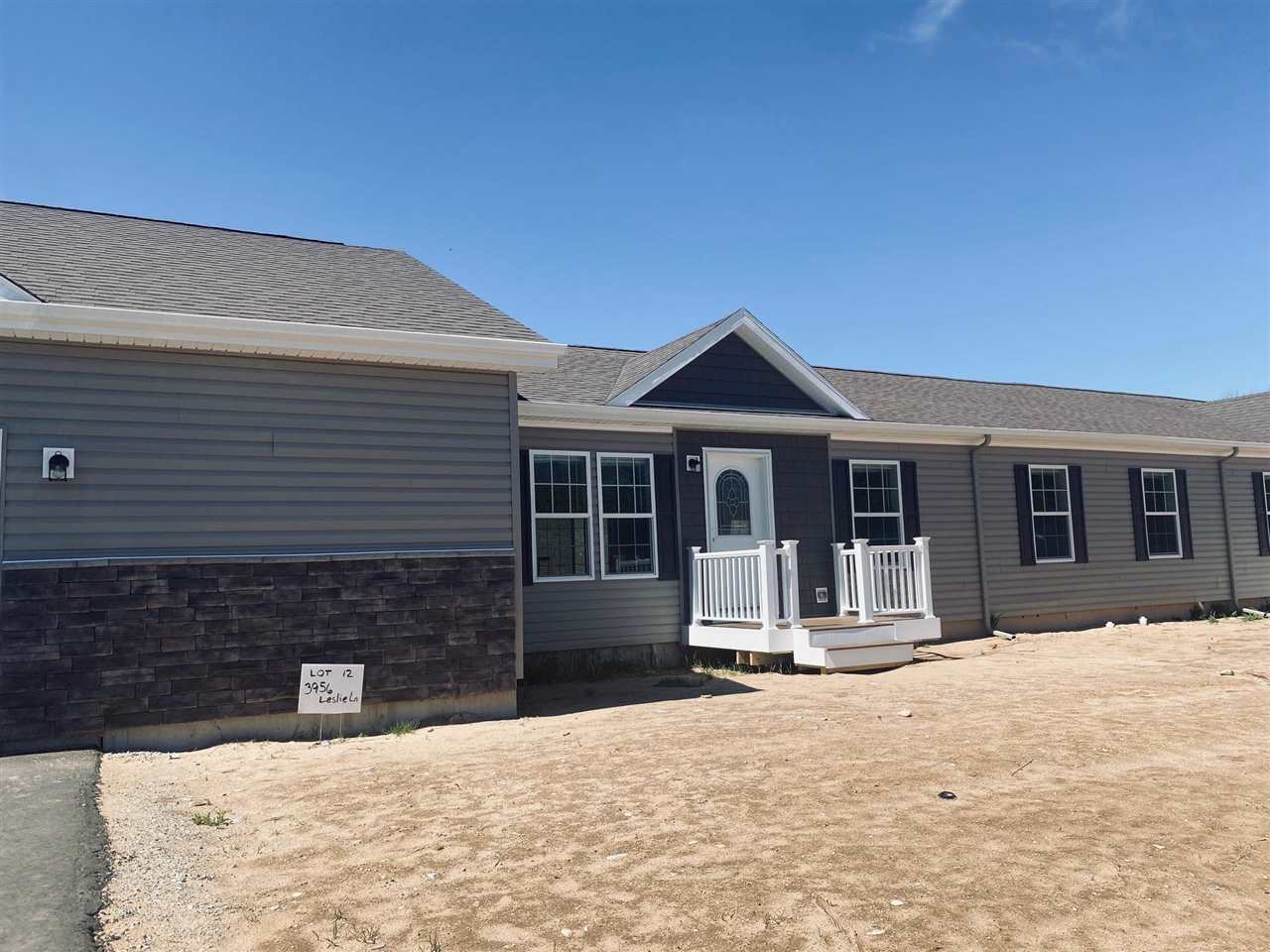 3956 Leslie Lane