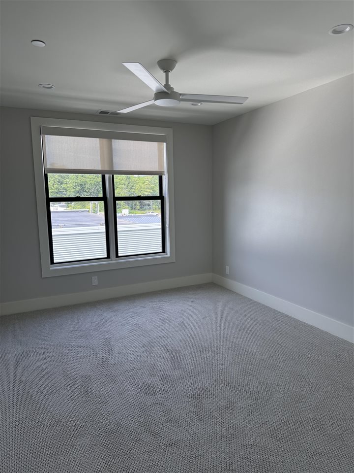 04036 M-75 Highway Unit: 13