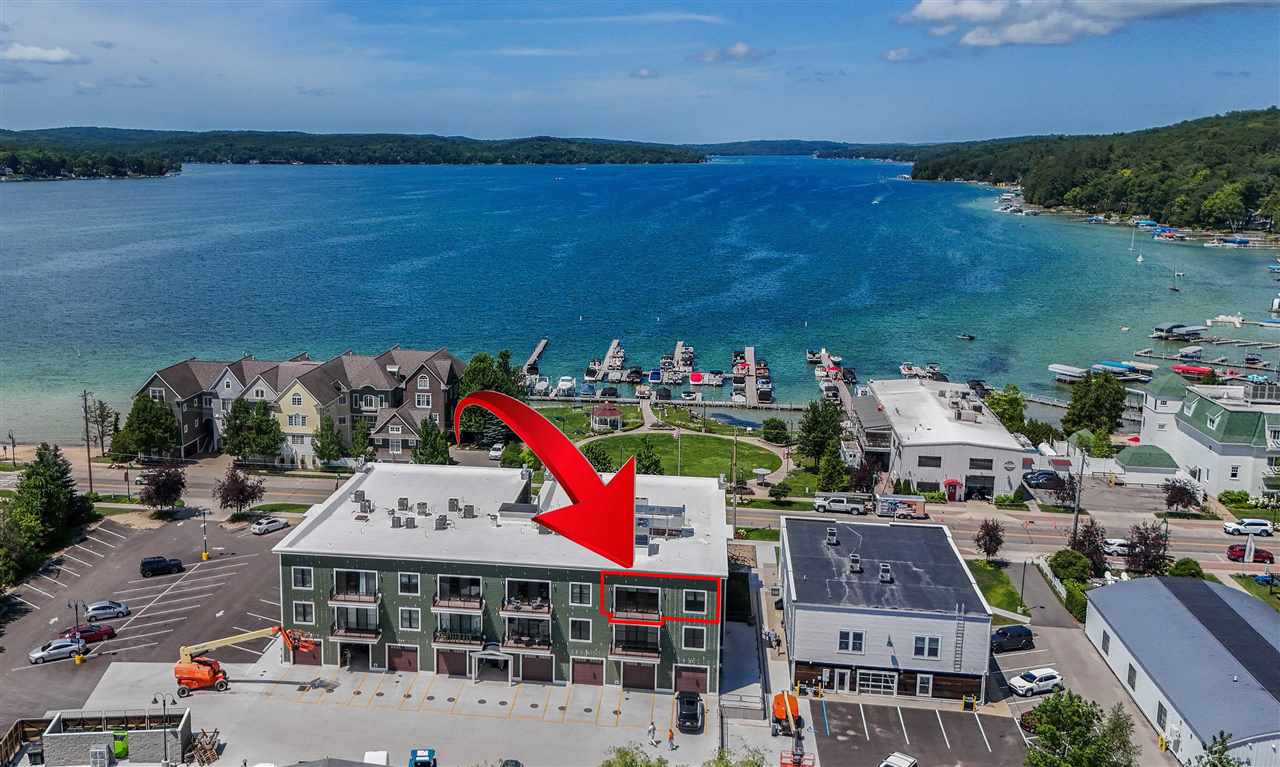 04036 M-75 Highway Unit: 13