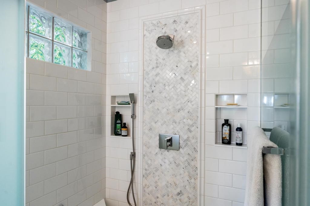 1313 Meadow Gate Lane