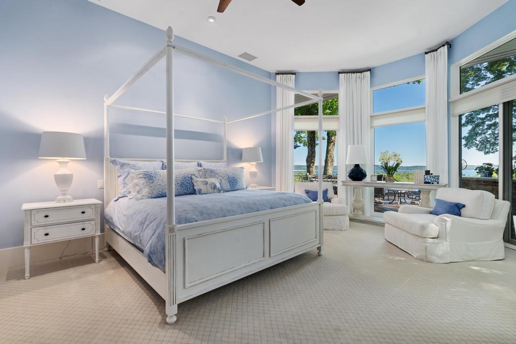 1313 Meadow Gate Lane