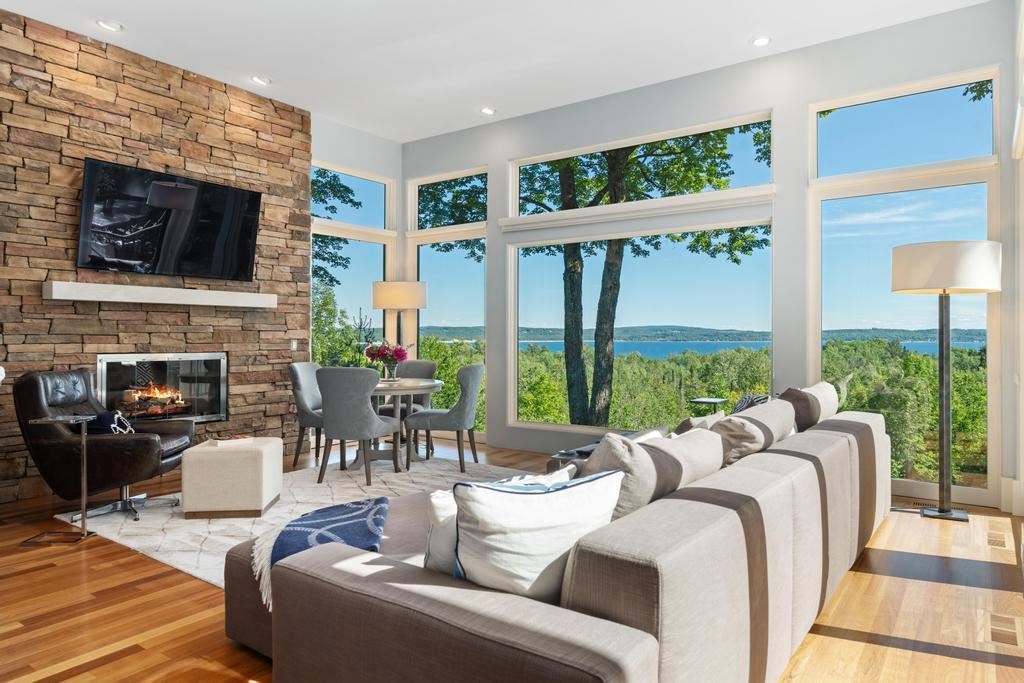 1313 Meadow Gate Lane