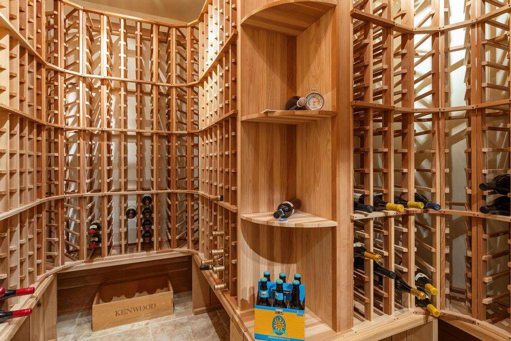 1313 Meadow Gate Lane