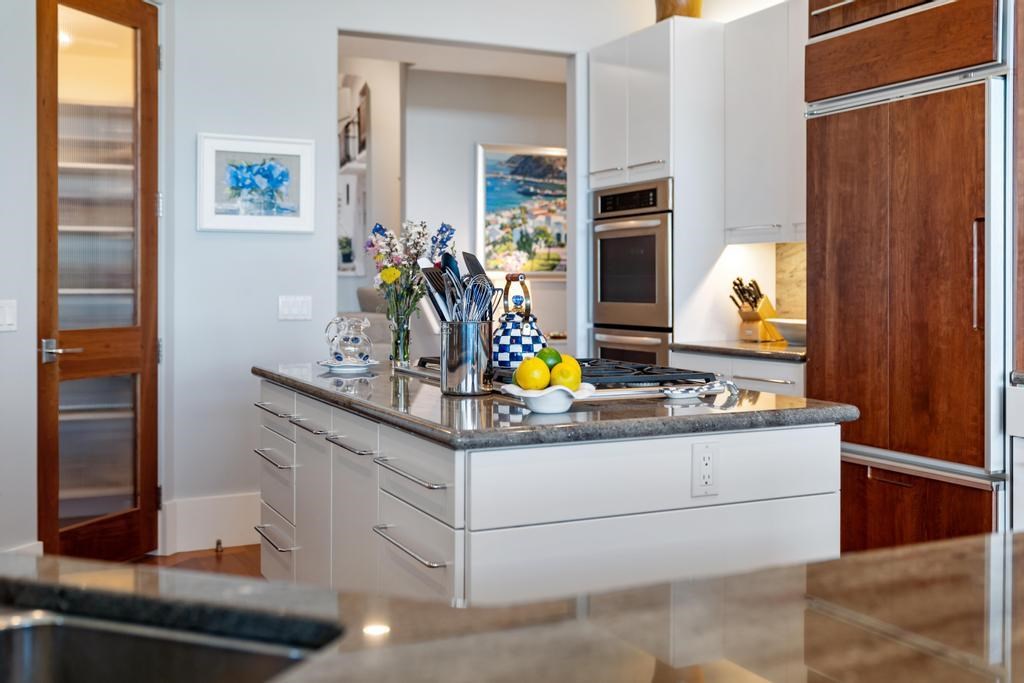 1313 Meadow Gate Lane