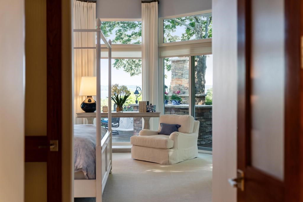 1313 Meadow Gate Lane