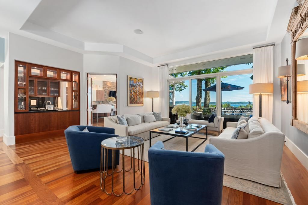 1313 Meadow Gate Lane