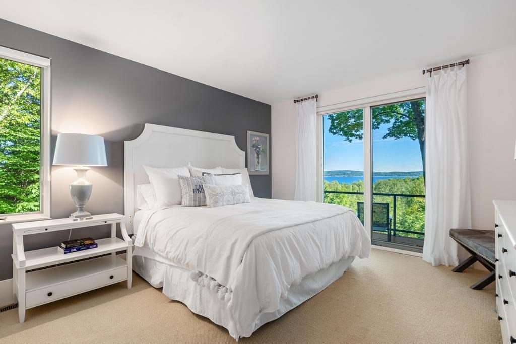 1313 Meadow Gate Lane