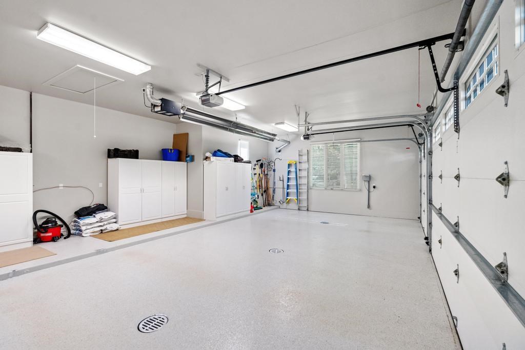 1313 Meadow Gate Lane