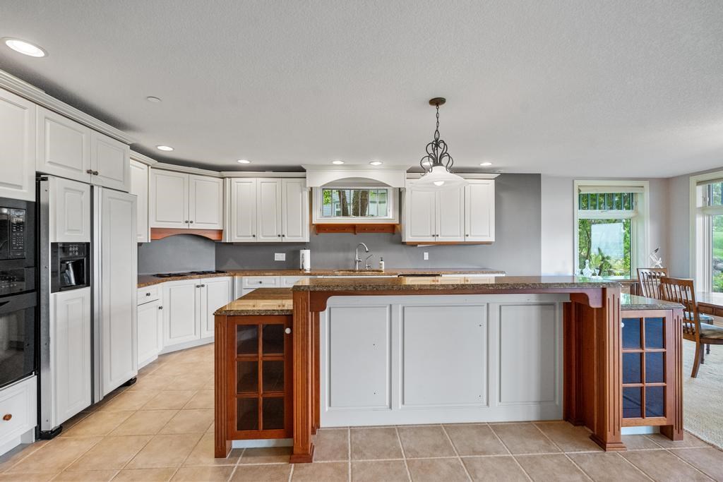 810 Maple Leaf Lane Unit: 10