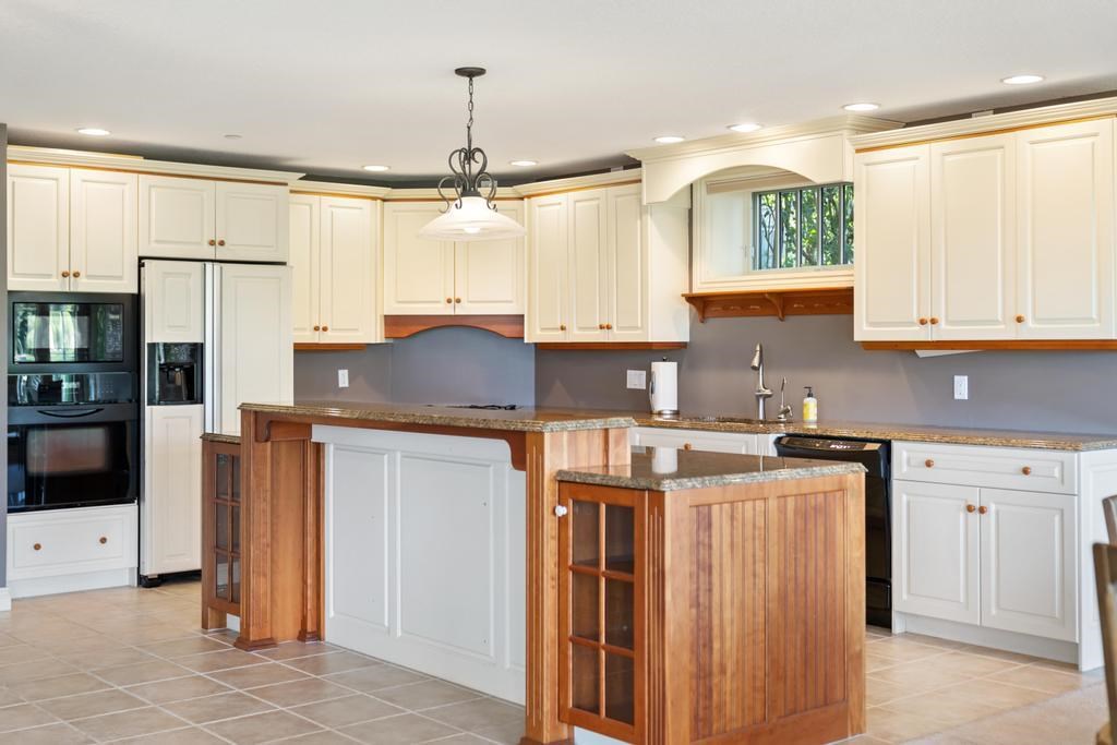 810 Maple Leaf Lane Unit: 10