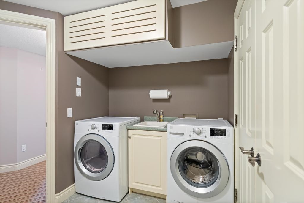 810 Maple Leaf Lane Unit: 10