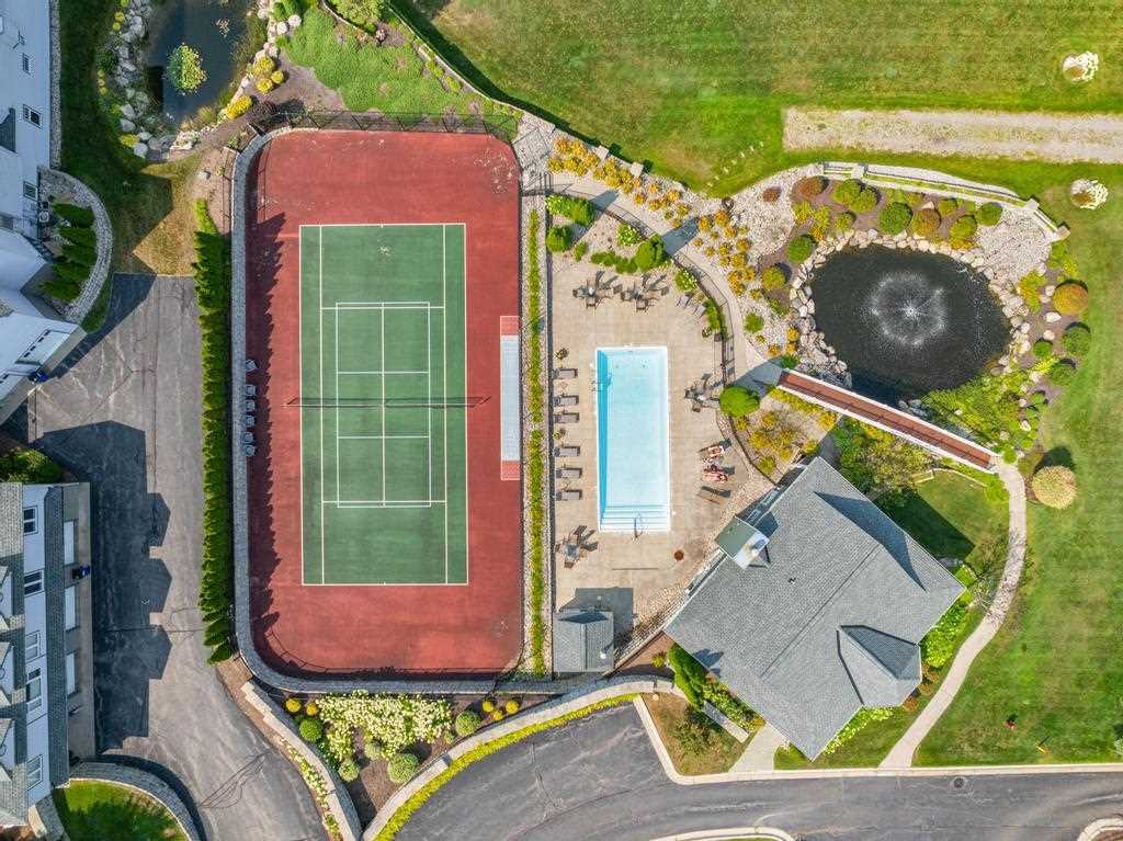 810 Maple Leaf Lane Unit: 10