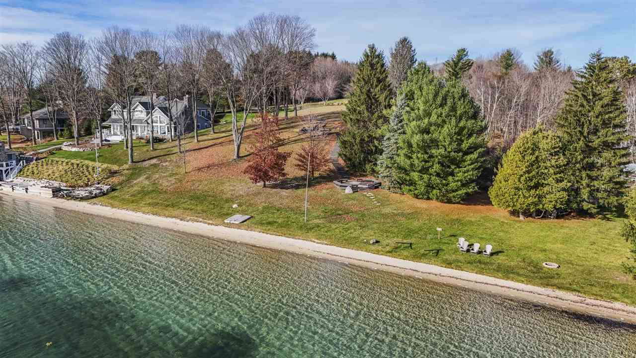 2144 Eagle Island Road