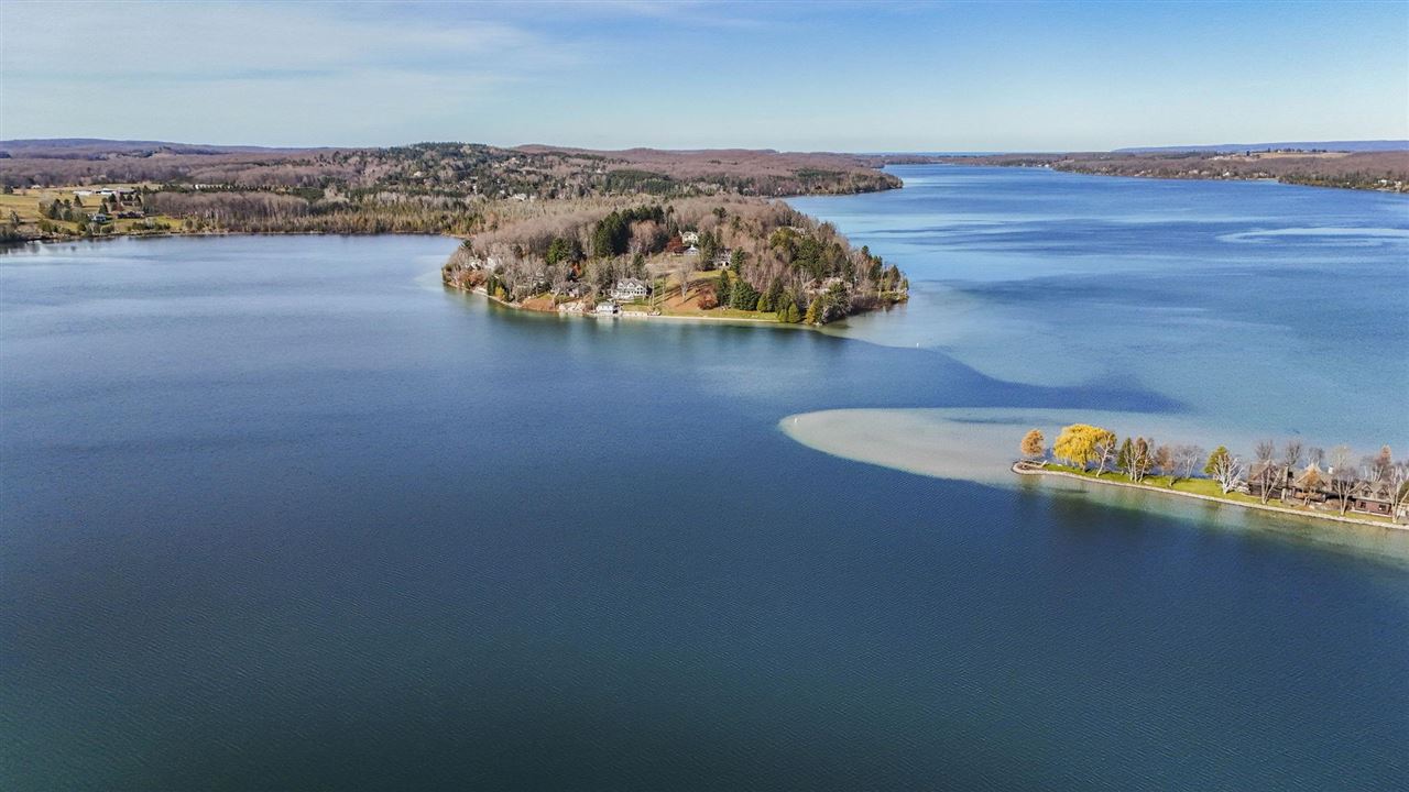 2144 Eagle Island Road