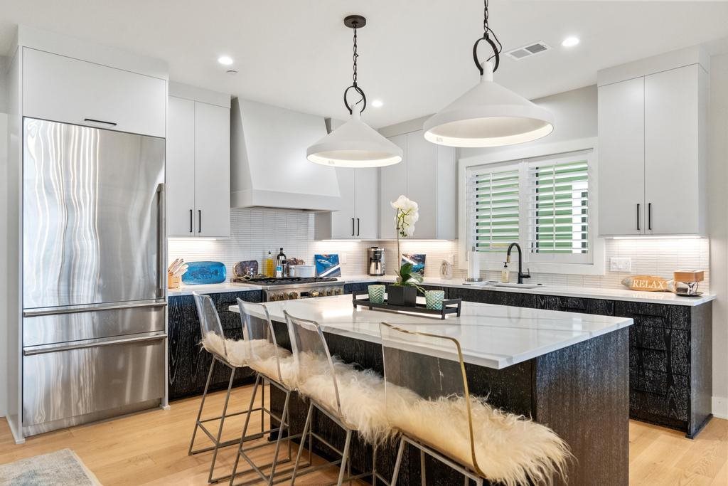 4041 Renwick Lane Unit: 3