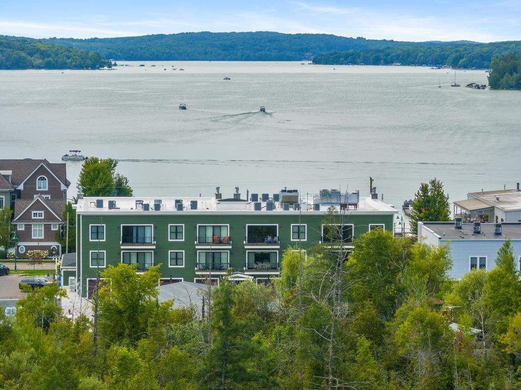 4041 Renwick Lane Unit: 3