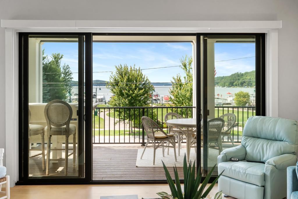 4041 Renwick Lane Unit: 3