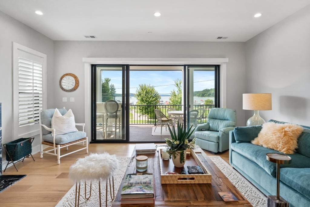 4041 Renwick Lane Unit: 3