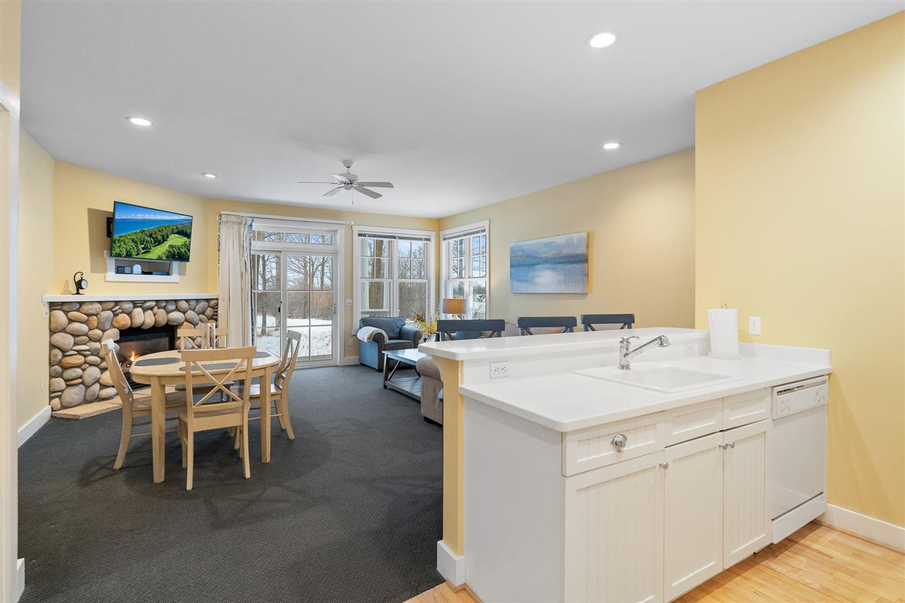 841 Crooked Tree Drive Unit: 708