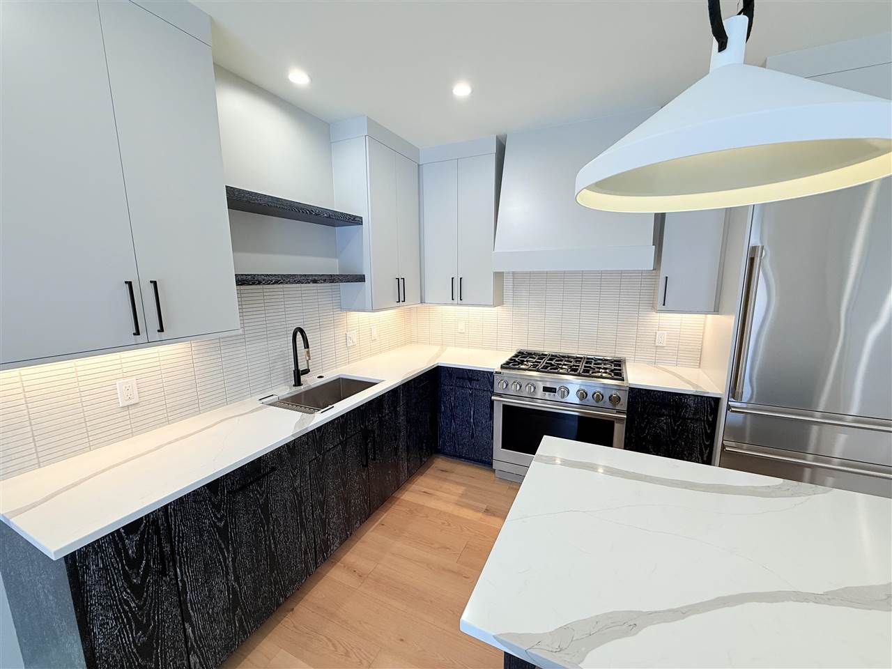 4041 Renwick Lane Unit: 5