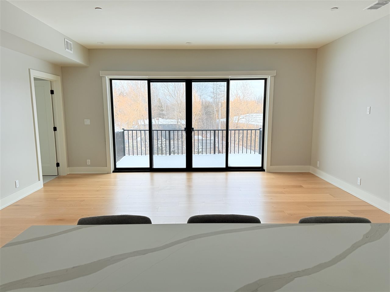 4041 Renwick Lane Unit: 5