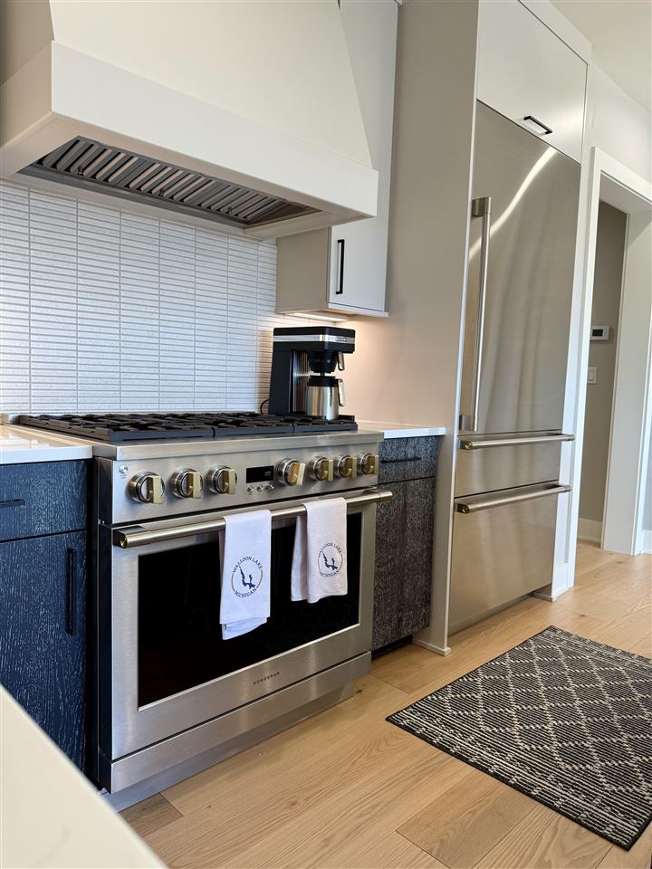 4041 Renwick Lane Unit: 13