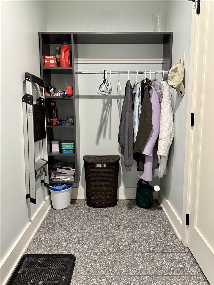 4041 Renwick Lane Unit: 13