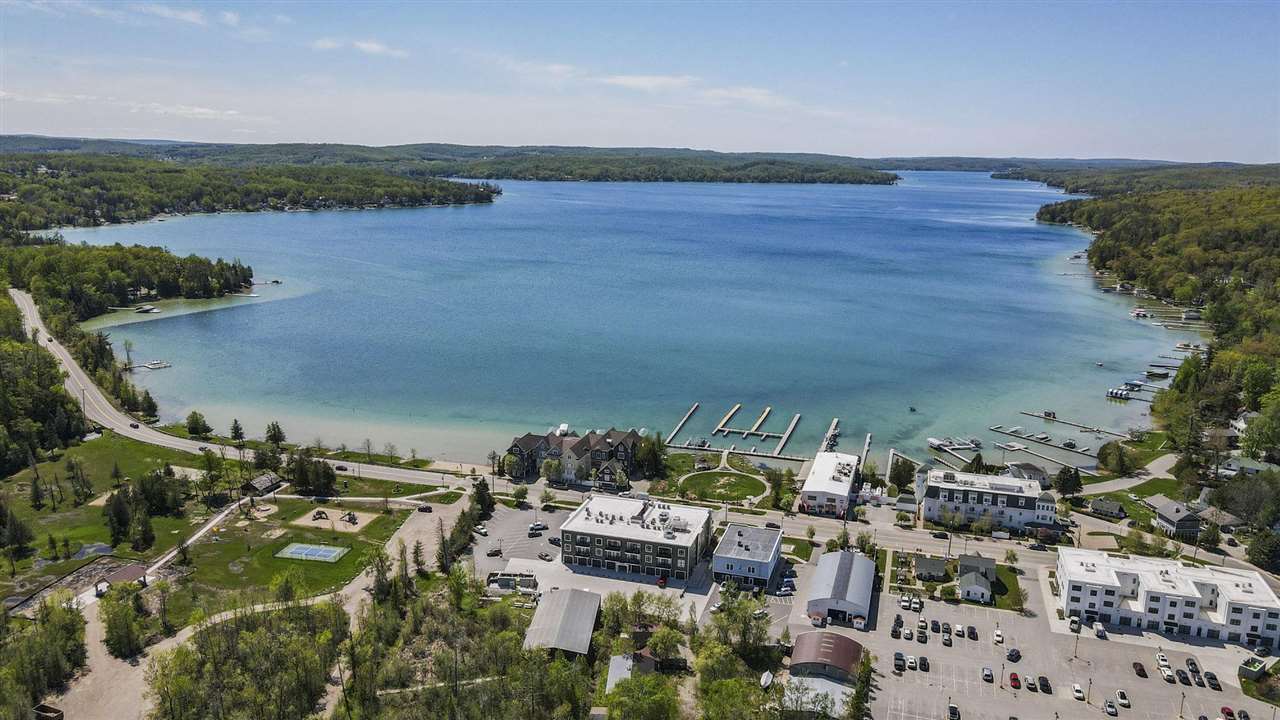 4041 Renwick Lane Unit: 15