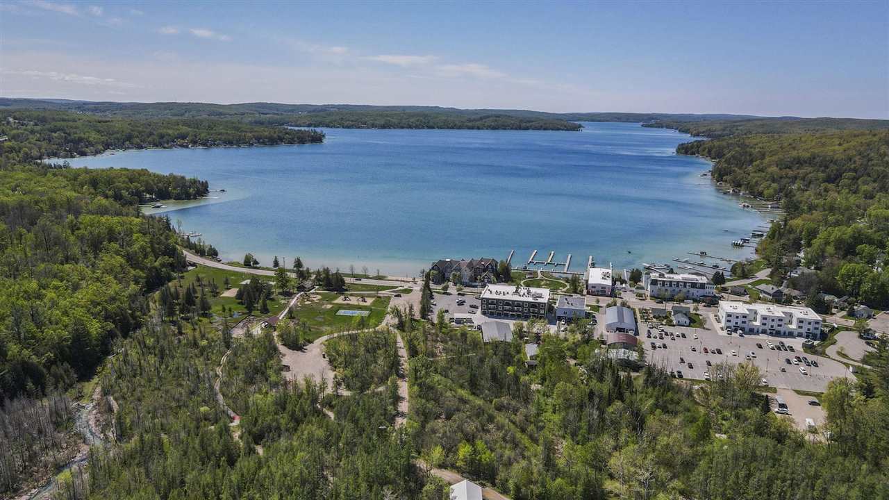 4041 Renwick Lane Unit: 15