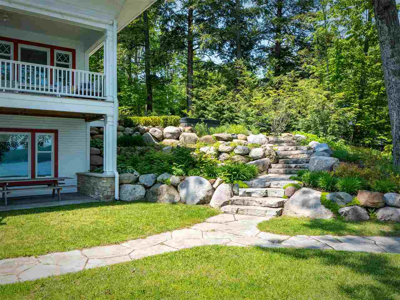 169 E Shadow Trails Road