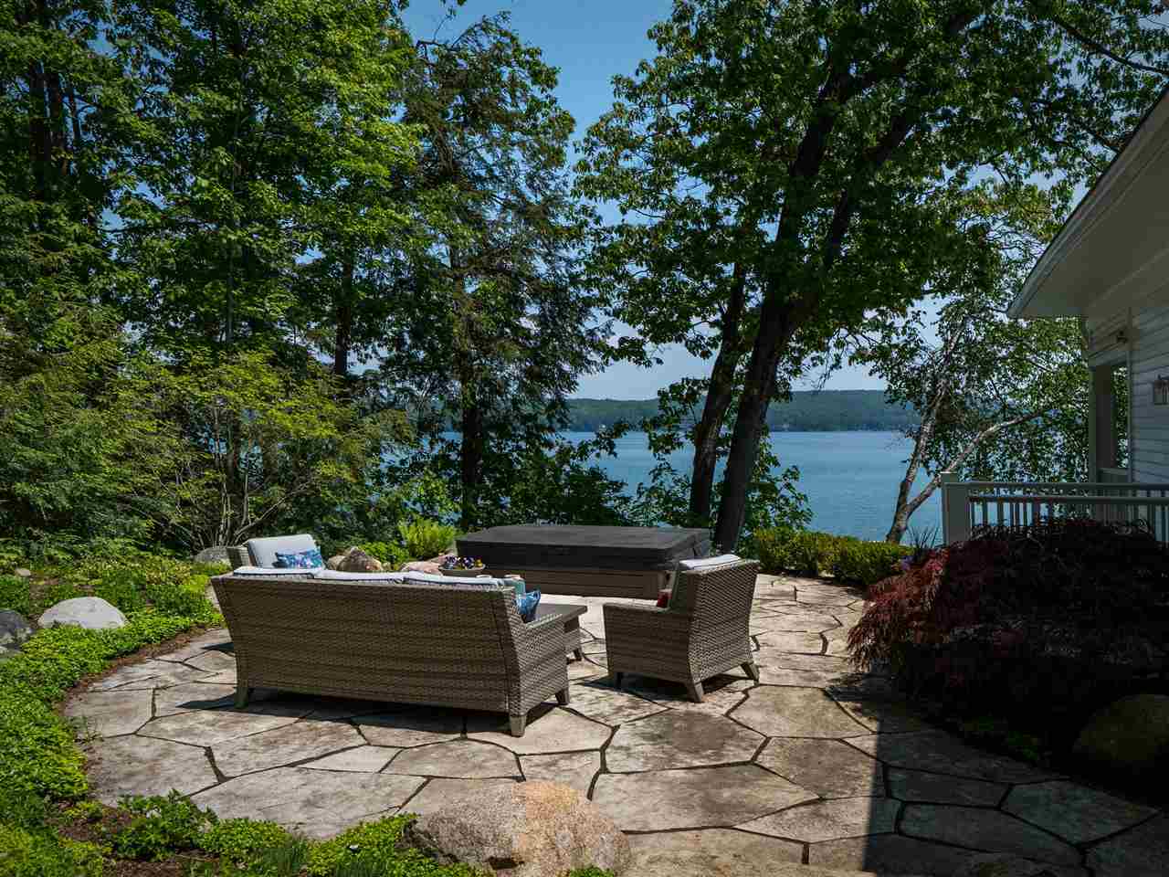 169 E Shadow Trails Road