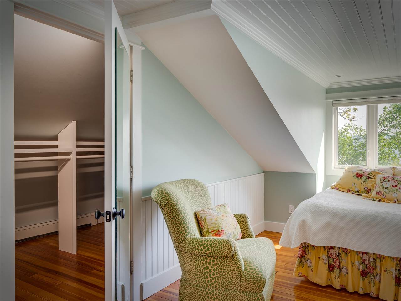 169 E Shadow Trails Road