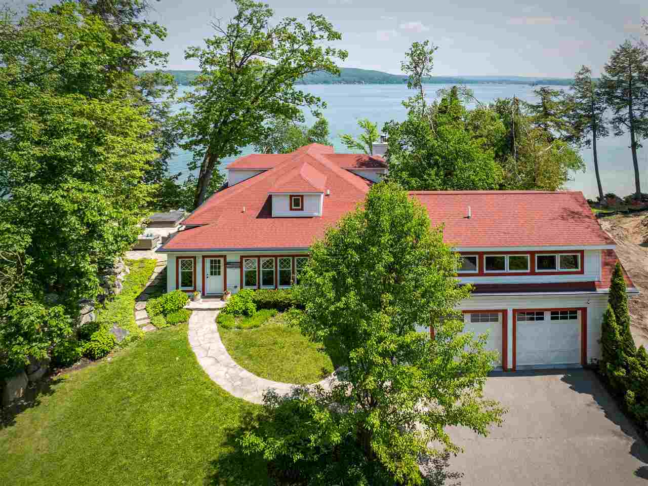 169 E Shadow Trails Road