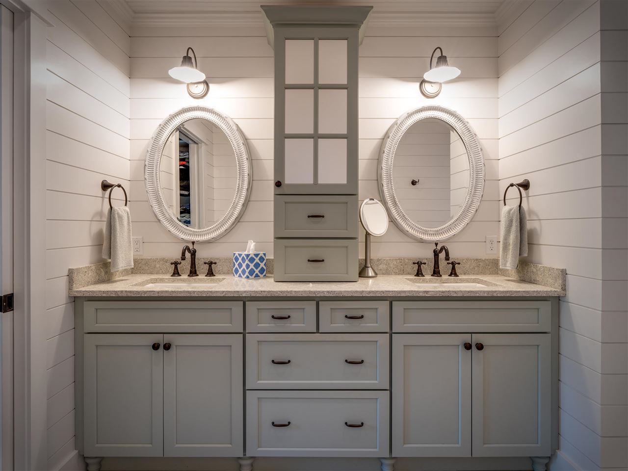 169 E Shadow Trails Road