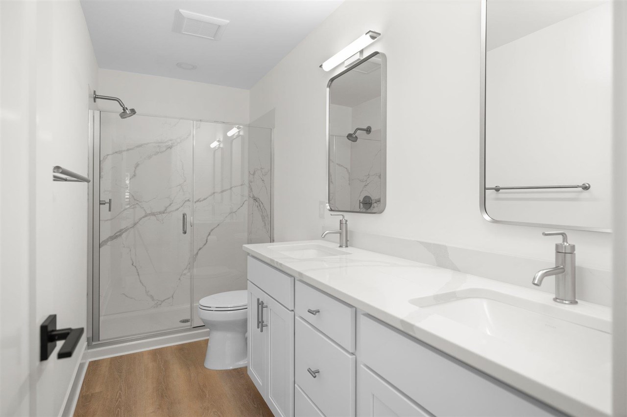 1520 Parmenter Court Unit: 15