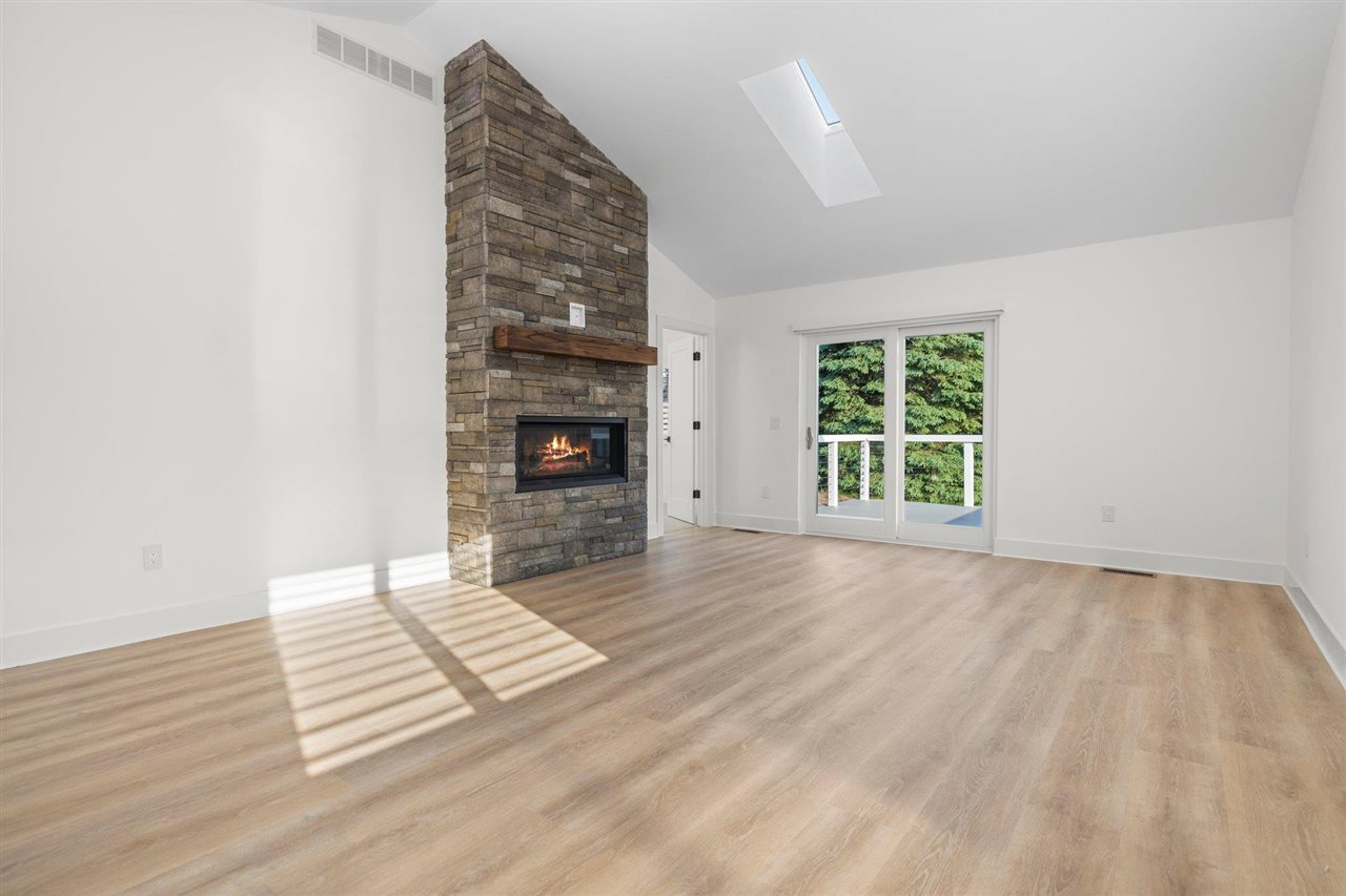 1520 Parmenter Court Unit: 15