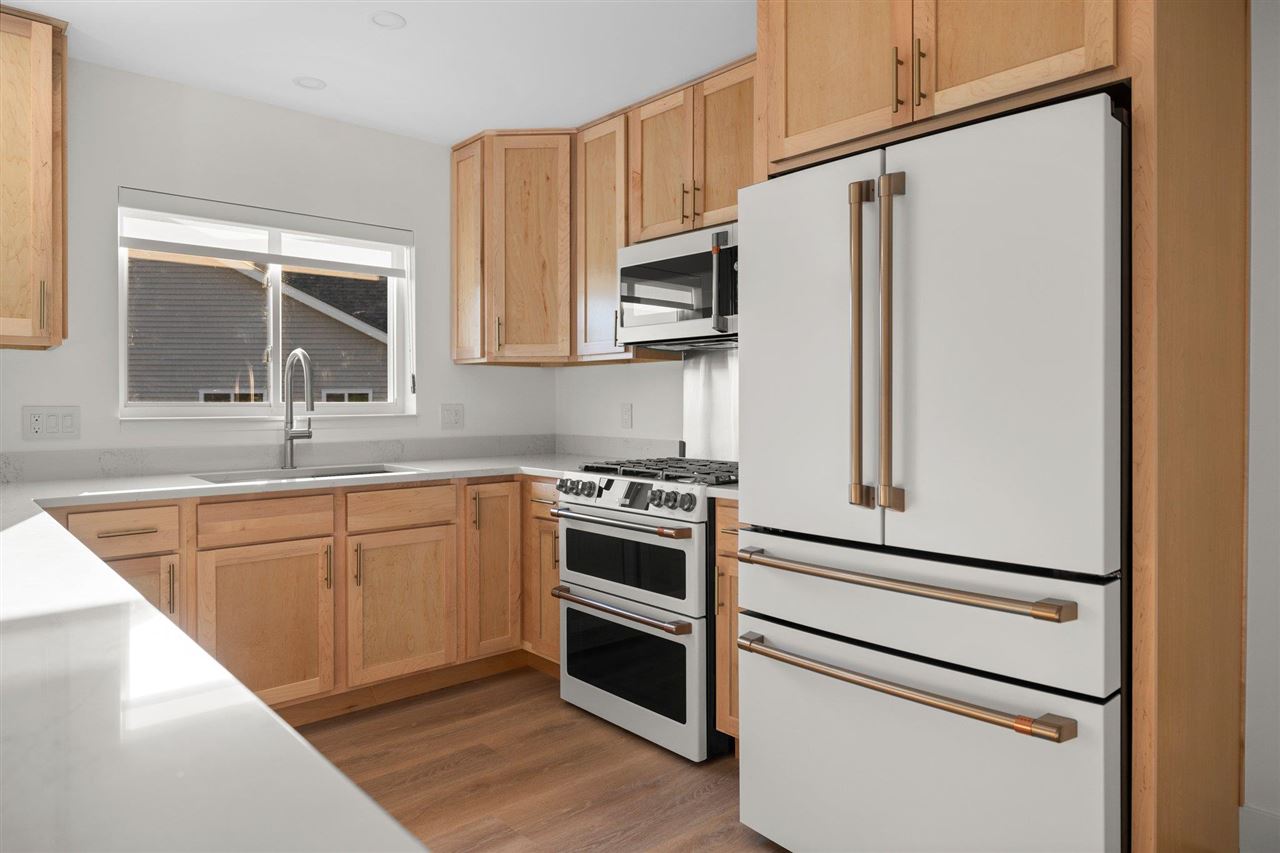 1520 Parmenter Court Unit: 15