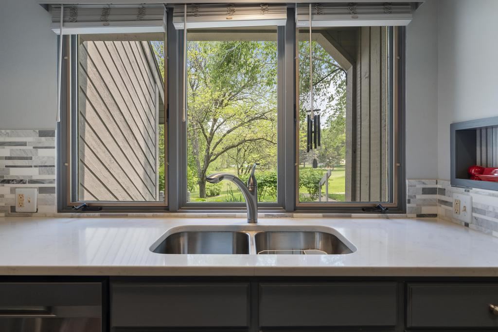 04040 Wildwood Drive Unit: 6