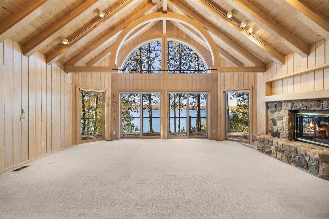 818 Whitfield View