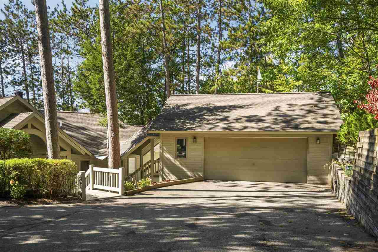 818 Whitfield View