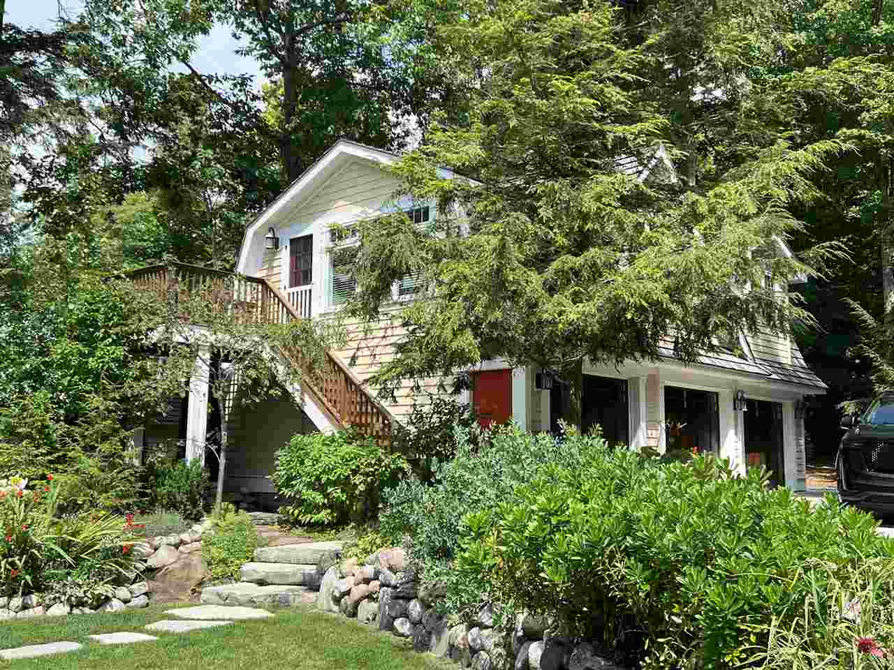 5382 Lake Grove Road