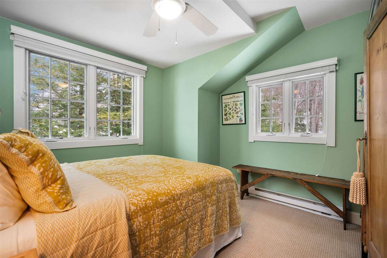 5382 Lake Grove Road