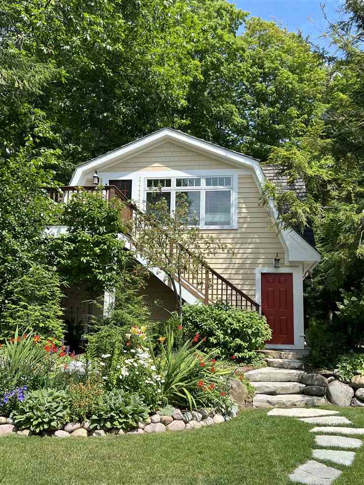 5382 Lake Grove Road