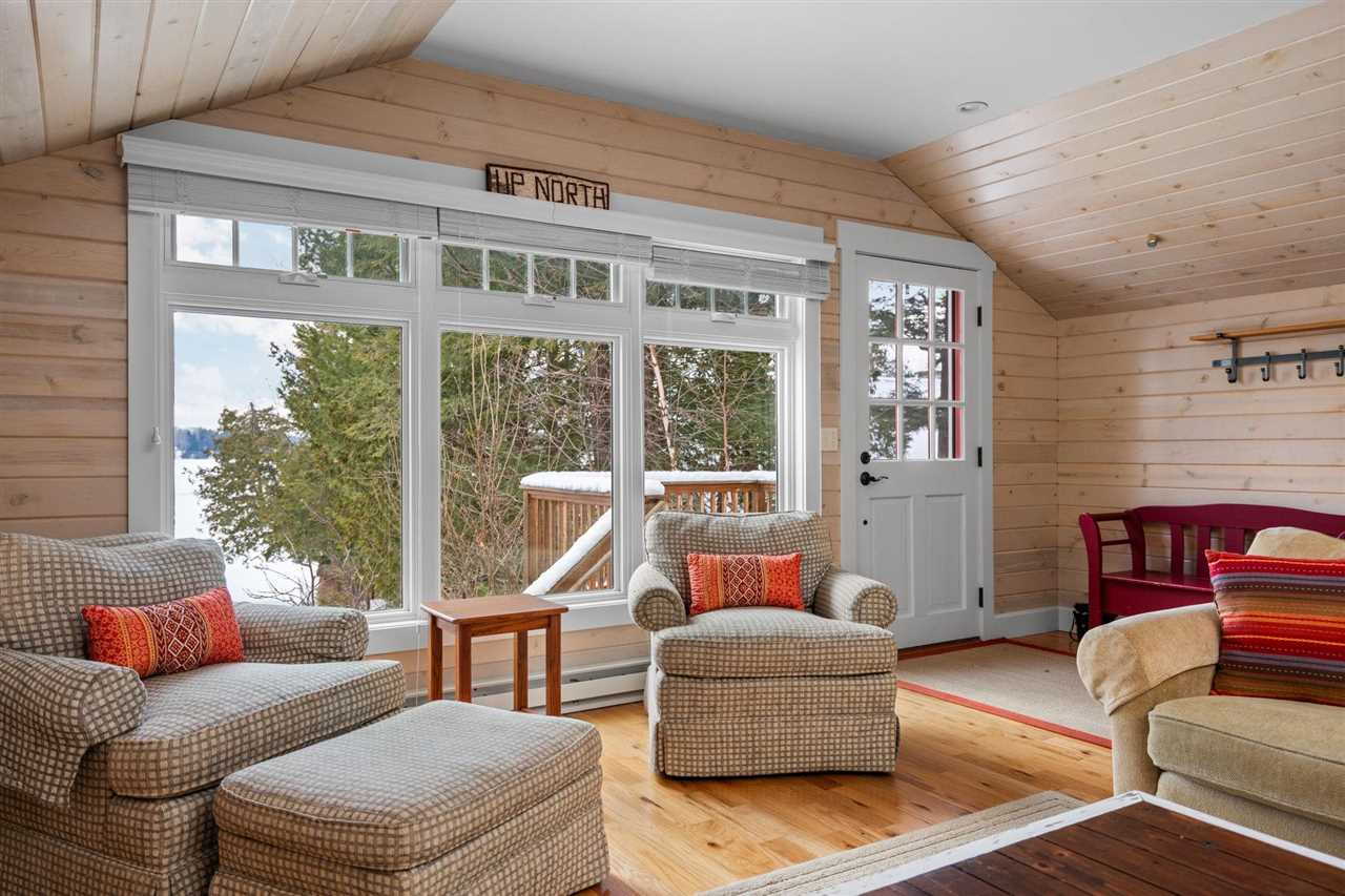 5382 Lake Grove Road