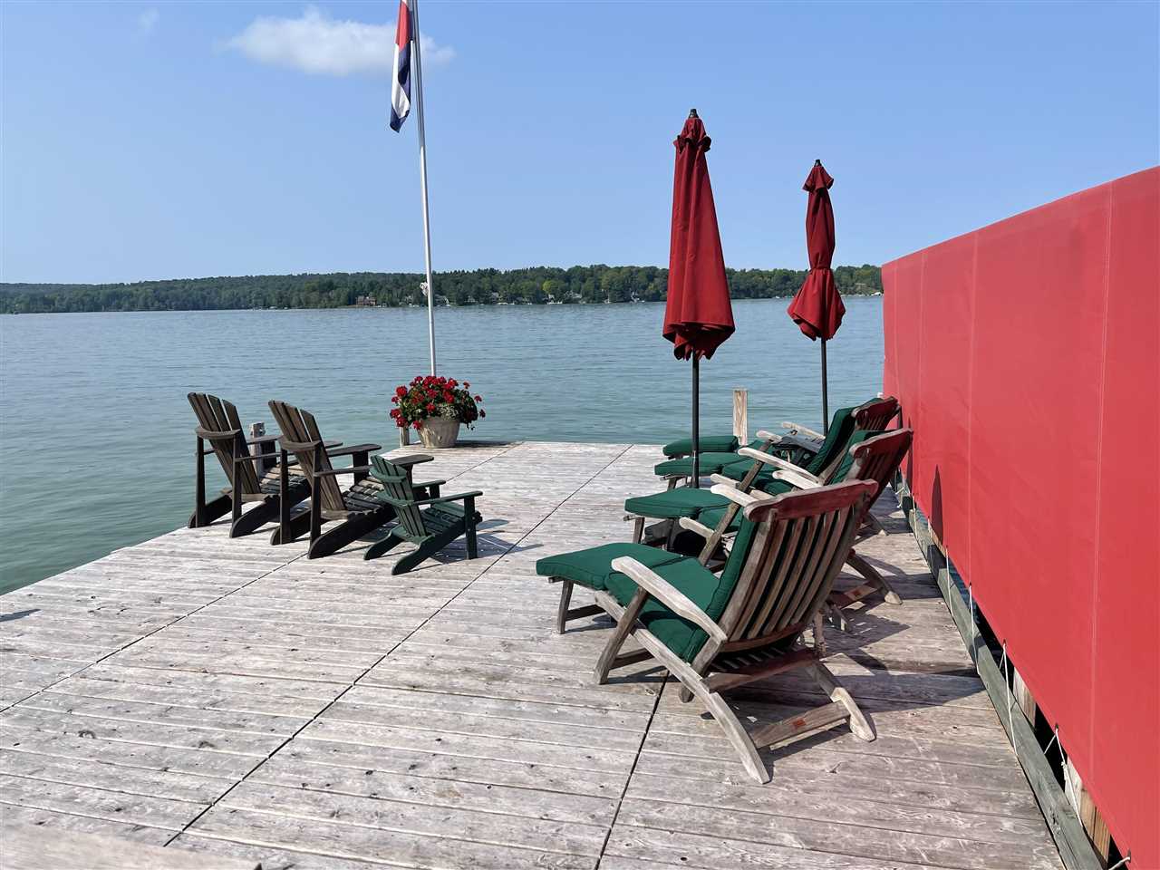 5382 Lake Grove Road