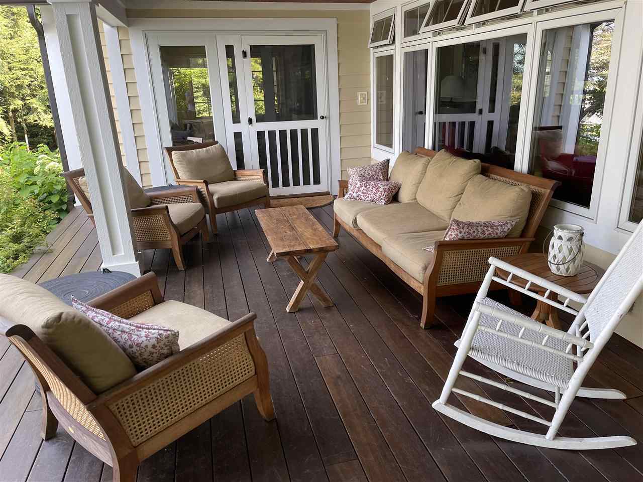 5382 Lake Grove Road